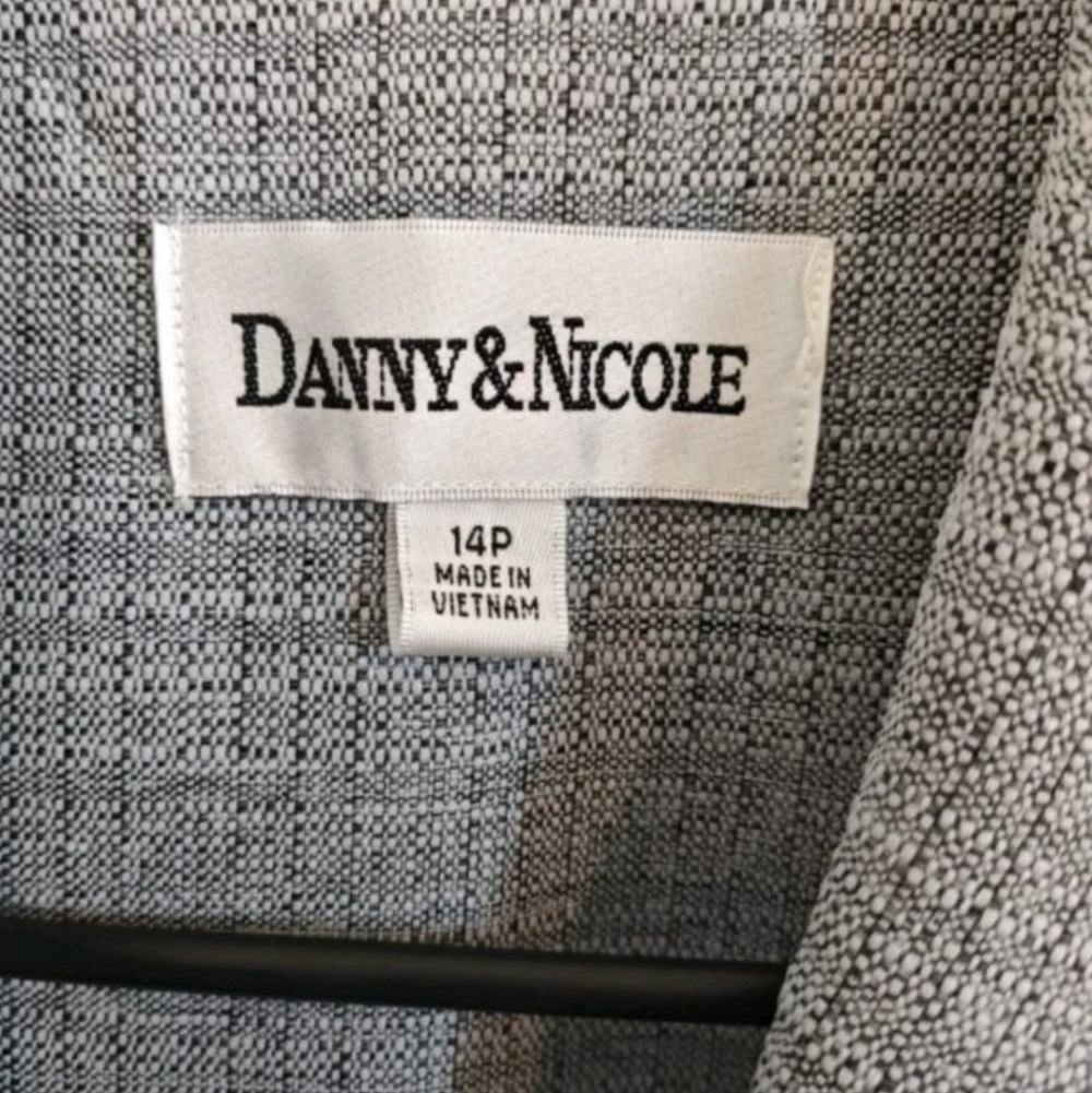 Danny & Nicole Women‎ 14 Petite Blazer Jacket Grey Jersey Peplum Career Wear - Picture 3 of 7
